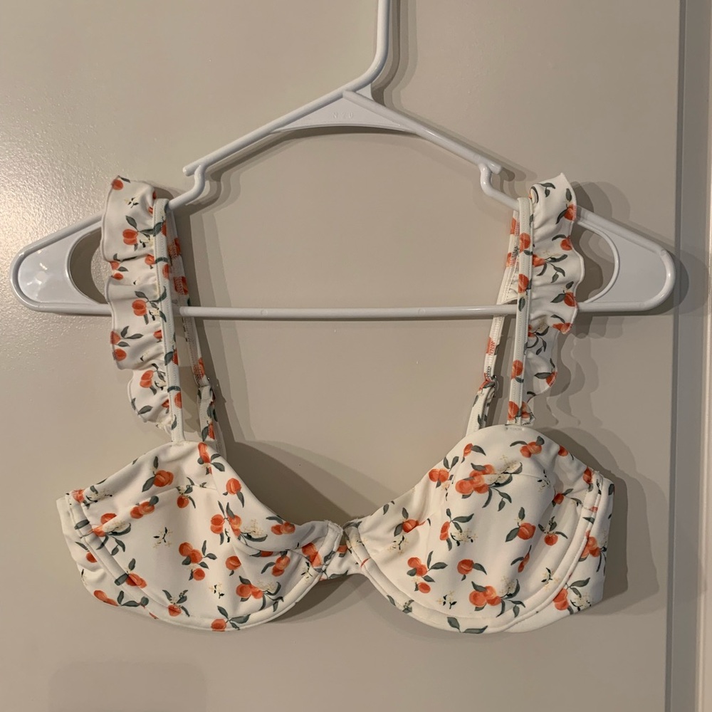 Abercrombie & Fitch Floral Peaches Bikini Top